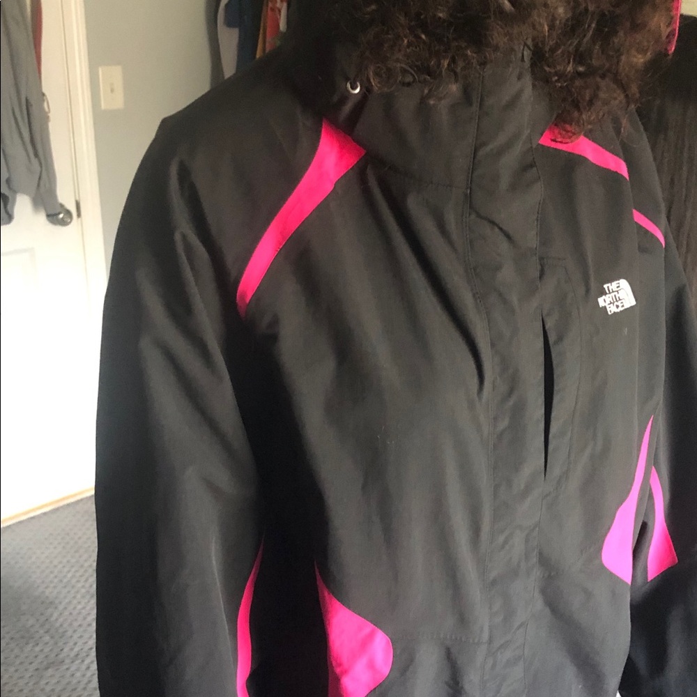 Women’s Black and Pink North Face Raincoat - Picture 6 of 8